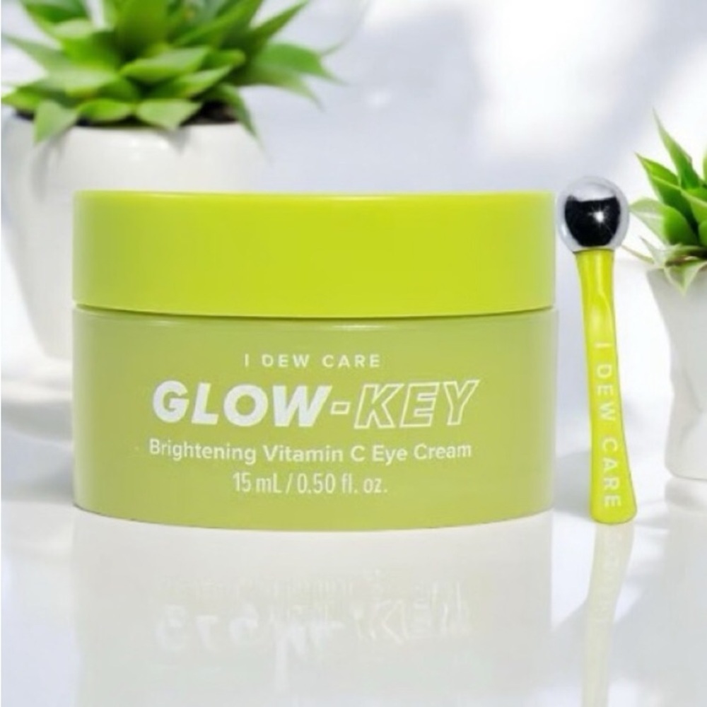 CAFFEINE Vitamin C Eye Cream - Glow-Key  ' I DEW Care ' - NEW - Brightening